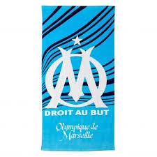 Drap De Bain Om A 24 99 Blanche Porte En 2020 Drap De Bain Serviette De Toilette Serviette De Bain
