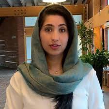 Lisa, 27, bor i Sverige