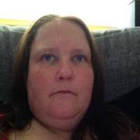 Lorraine Mcmanus's Instagram, Twitter & Facebook