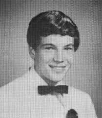 Edward Kapusta's Instagram, Twitter & Facebook