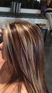 Some blonde highlights over the dark brown hair enhanced by the gentle curls give way to the wonderful dimensional locks which are further adorned with the deep purple red, covering much of the lower half of this stunning lob. Pin On Beauty