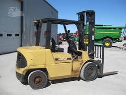 Caterpillar DP40KL Forklift