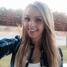 Tina Garza's Instagram, Twitter & Facebook