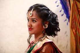 Haldi Ceremony Maharashtrian Bride Haldi Ceremony Hair Styles Bride
