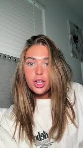 Ashley Looby's Instagram, Twitter & Facebook