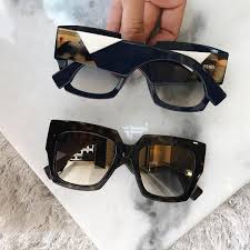 Detalhes Da Nova Colecao Fendi Mais Informacoes Por Whatsapp 24 98154 0027 Sunglasses Women Sunglasses Eyewear