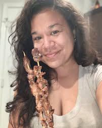 I've been perfecting my skewers, but that glaze though is so mouthwatering.  Always fulfilling my customer orders 💕 Thank you all for continuing to  choose my cooking to fill your bellies!! #skewers #