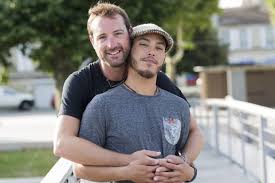 Rapidement, une complicité naît entre eux et la pétillante agricultrice une interview à retrouver en intégralité dans le nouveau numéro du magazine public, en kiosques ce vendredi 29 novembre 2019. L Amour Est Dans Le Pre 2018 Replay