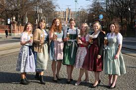 Wer wird Bayerische Bierkönigin?  Wissenswertes  Radio Oberland