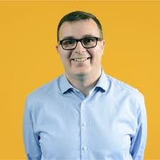 Steve Clarke and I are delighted to announce that Paul Allen has joined  Freeman Clarke's Senior Leadership Team as Chief Commercial Officer.