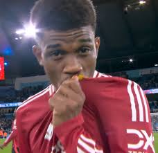 Manchester United attracts players without Champions League