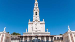 The famous chapel of apparitions. Covid 19 Santuario De Fatima Retoma Programa Oficial Completo