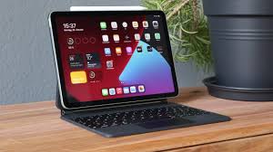 Here's everything you need to know about how they stack up to each other. Apple Ipad Air 4 Im Test Die Universalmaschine Euronics Trendblog