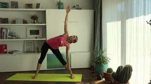 Find clothing product roundups and yoga fashion reviews here. 2 Lektion Hot Yoga 4 U Youtube