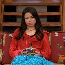 The mirandacosgrove community on reddit. Miranda Cosgrove Memes Explainer