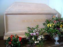 Perhaps i am not creative, but when i sing i create. Amalia Rodrigues Wikidata