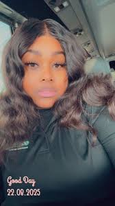 Any other Motor-coach/ Coach Bus drivers out there ?? 💚💚💚 DROP SOME PICS!