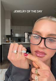 Gold Jewelry Rings for Women: Jewelry of the Day