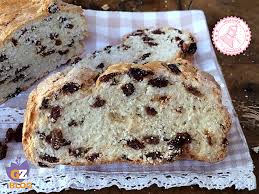 E altra robina tipicamente lombarda. Pane Della Nonna Ricetta Lievitato Facile Con Uvetta