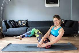 Der bauch wird zwei mal in der woche mit ungefähr 20 wiederholungen trainiert. Bauchmuskeltraining Fur Zu Hause 70 Bauchubungen Fur Frauen