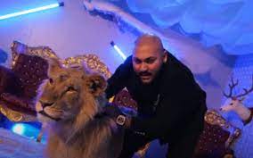 Polițiștii au făcut o captură neobişnuită, joi, în dâmbovița: Dani Mocanu Acuzat CÄƒ A Filmat Un Videoclip Cu Un Leu RÄƒnit Si Chinuit PoliÅ£ia A Deschis Dosar Penal Video