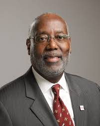 Howard Dilworth's Instagram, Twitter & Facebook