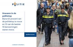 In beide gevallen raakte niemand gewond. Uzivatel Politie Nederland Na Twitteru Maar Bij De Politie Is Dat Anders Bijna 40 Vrouwen In De Politietop Rt Volkskrant Aantal Vrouwen In De Top Groeit Ondanks Jarenlange Inspanningen Teleurstellend Traag