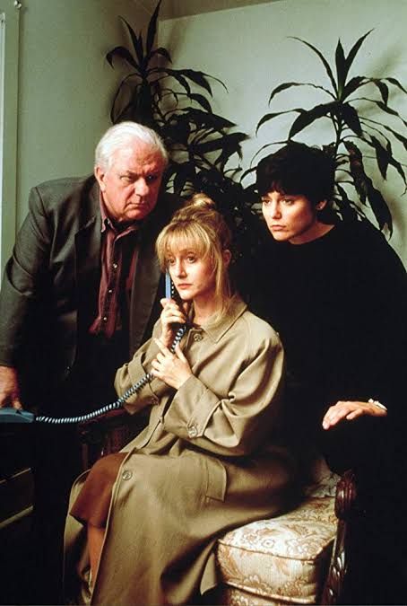 WHEN A STRANGER CALLS BACK (1993) Reviews and overview - MOVIES & MANIA