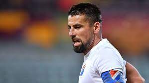 Milan baros was born on october 28, 1981 in vigantice, czechoslovakia. Jsem V Duchodu Asi Si Koupim Cagan Vtipkoval Baros Po Poslednim Zapase Profesionalni Kariery Irozhlas Spolehlive Zpravy