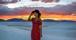 The whiteness of the sand and the vastness of the sand dunes is just amazing. White Sands National Park Guide Le Wild Explorer