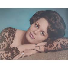 Alice May Hutchinson Obituary in Grande Prairie at Oliver's Funeral Home &  Crematorium