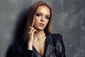 Women Model 4K HD - High-Definition Sensuality