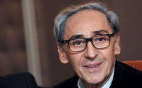 Franco battiato is a rock progressivo italiano / progressive rock artist from italy. How Franco Battiato Died The Illness And The Last Days Of The Maestro S Life Ruetir