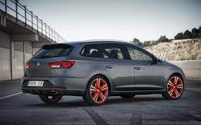 The seat leon 1.5 tsi 130ps fr has been named family car of the year in the 2021 what car? Seat Leon St Cupra 300 4drive Mk Iii 0 60 Quarter Mile Acceleration Times Accelerationtimes Com