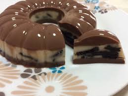 Setiap gigitan, terasa rangup biskut oreo yang sedap tu. Resepi Agar Agar Oreo Viral