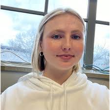 Emma Lamb's Instagram, Twitter & Facebook