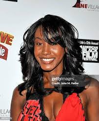 Tanjareen Martin's Instagram, Twitter & Facebook