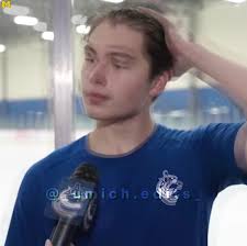 Aiden Thompson Hockey