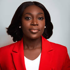 Akua Owusuaa's Instagram, Twitter & Facebook