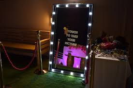 Mirror x photo booth rental is a big hit everytime, and sure to be center of the party. Mirror Photo Booth Rental Dubai Uae Hire Mirror Photo Booth Abu Dhabi Uae