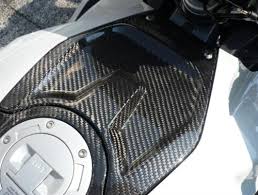 Sobald ich sie habe, werde ich die pirelli diabolo corsa iii aufziehen lassen und euch den unterschied zum michelin road 5, den ich zuletzt über 6.000 km fuhr, berichten. Www Superbike24 Eu