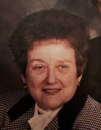 Anna Linsky's Instagram, Twitter & Facebook