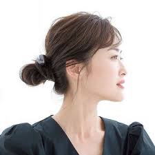 まとめ髪に挿すだけ 飾りピン で夏のヘアアレンジ 40代のヘアアレンジ ミディアム 結婚式 ヘアスタイリング 40代 ヘアアレンジ