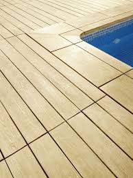 Margelle De Piscine Imitation Bois En Beton Devis Sur Techni Contact Dalle Contour Piscine
