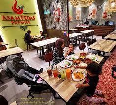 Berikut di bawah merupakan beberapa ekonomi 'perkhidmatan perlu' yang dibenarkan beroperasi 4. Asam Pedas Premier Setia City Mall Kuah Pekat Rasa Pun Sedap