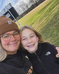 They are off to 7th & 4th grade! ❤️✌️