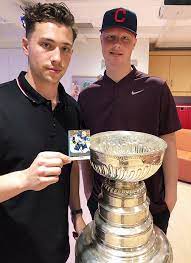 Defenceman vince dunn was a possession machine and chipped in an assist in his return to the blues lineup in game 4. Upper Deck Vince Dunn Shares Trading Cards And The Stanley Cup With Sick Kids In Toronto