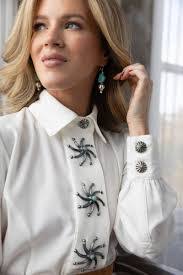 Colette Diamond's Instagram, Twitter & Facebook