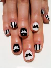 Black And White Striped Nails Halloween Black And White Striped Mustache Nails Mustache Nails Moustache Nails Cute Nails