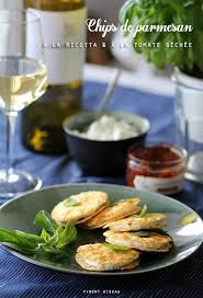Lorsque J Invite Des Amis A La Maison Pour Un Repas J Ai Toujours Des Milliers D Idees De Plats Qui Fourmill Chips De Parmesan Tomates Sechees Ricotta